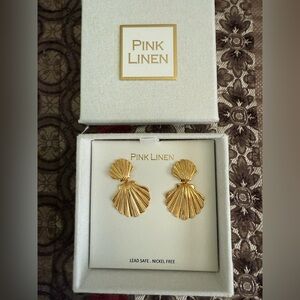 Pink Linen Gold Shell Earrings